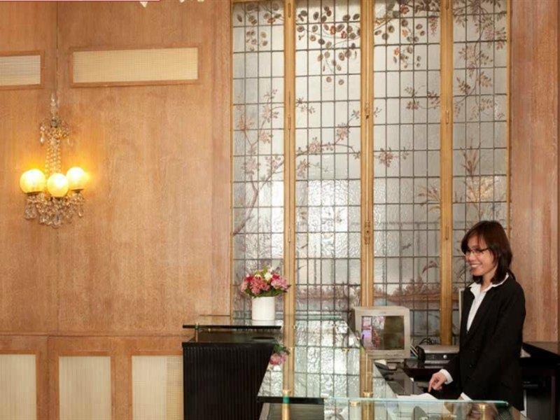 Best Western Ronceray Opera Paris Exterior photo