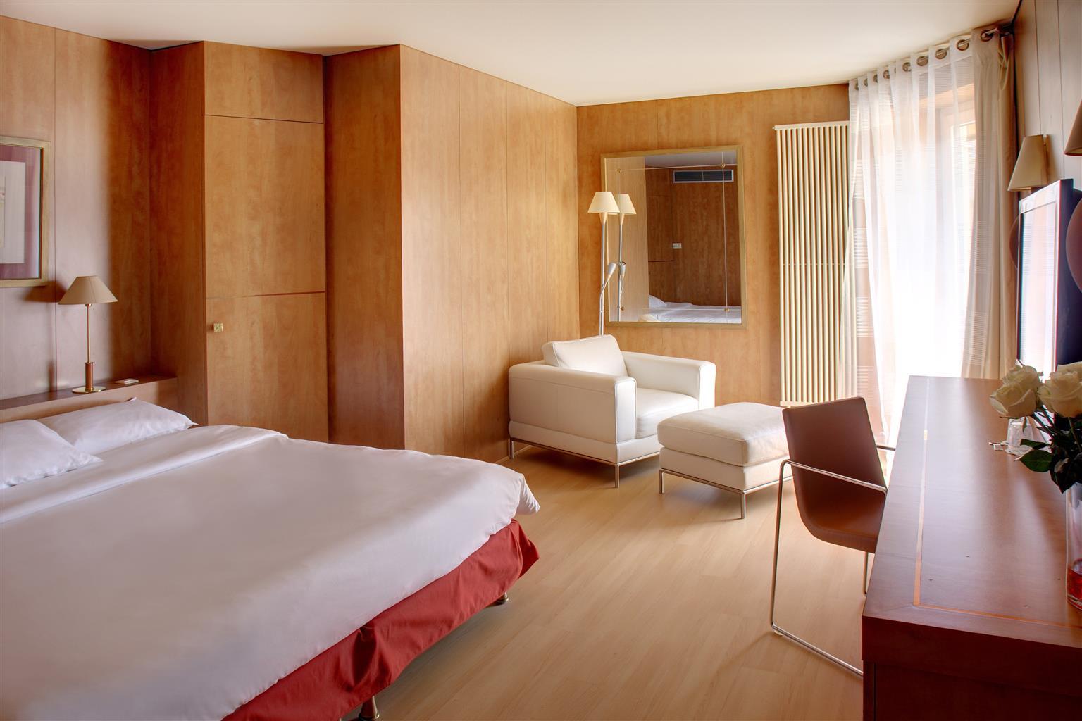 Best Western Ronceray Opera Paris Exterior photo